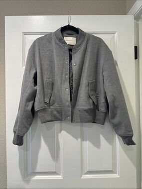 Aritzia Gray Cropped Bomber Jacket